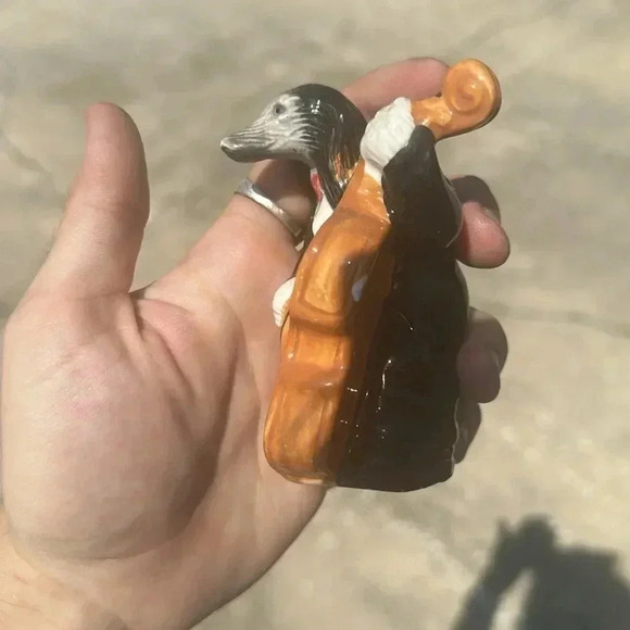 C.I. ORCHESTRA SALT PEPPER SHAKERS MUSICAL INSTRUMENTS - Picture 4 of 16